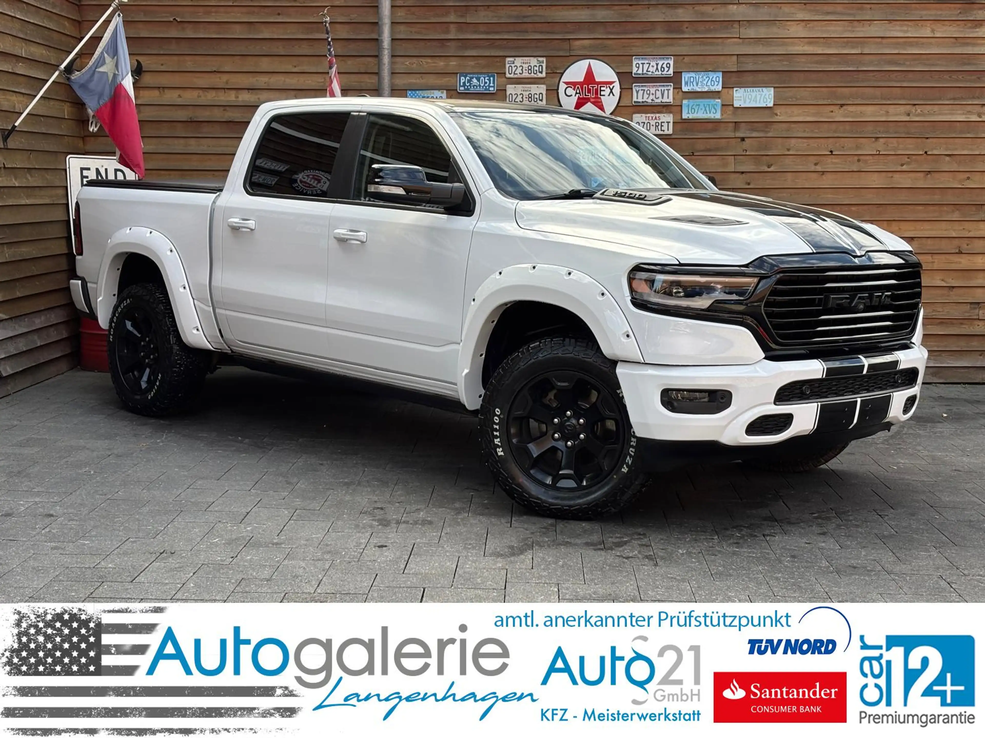 Dodge RAM 1500 Laramie 5.7L AHK Memory 4x4 LPG