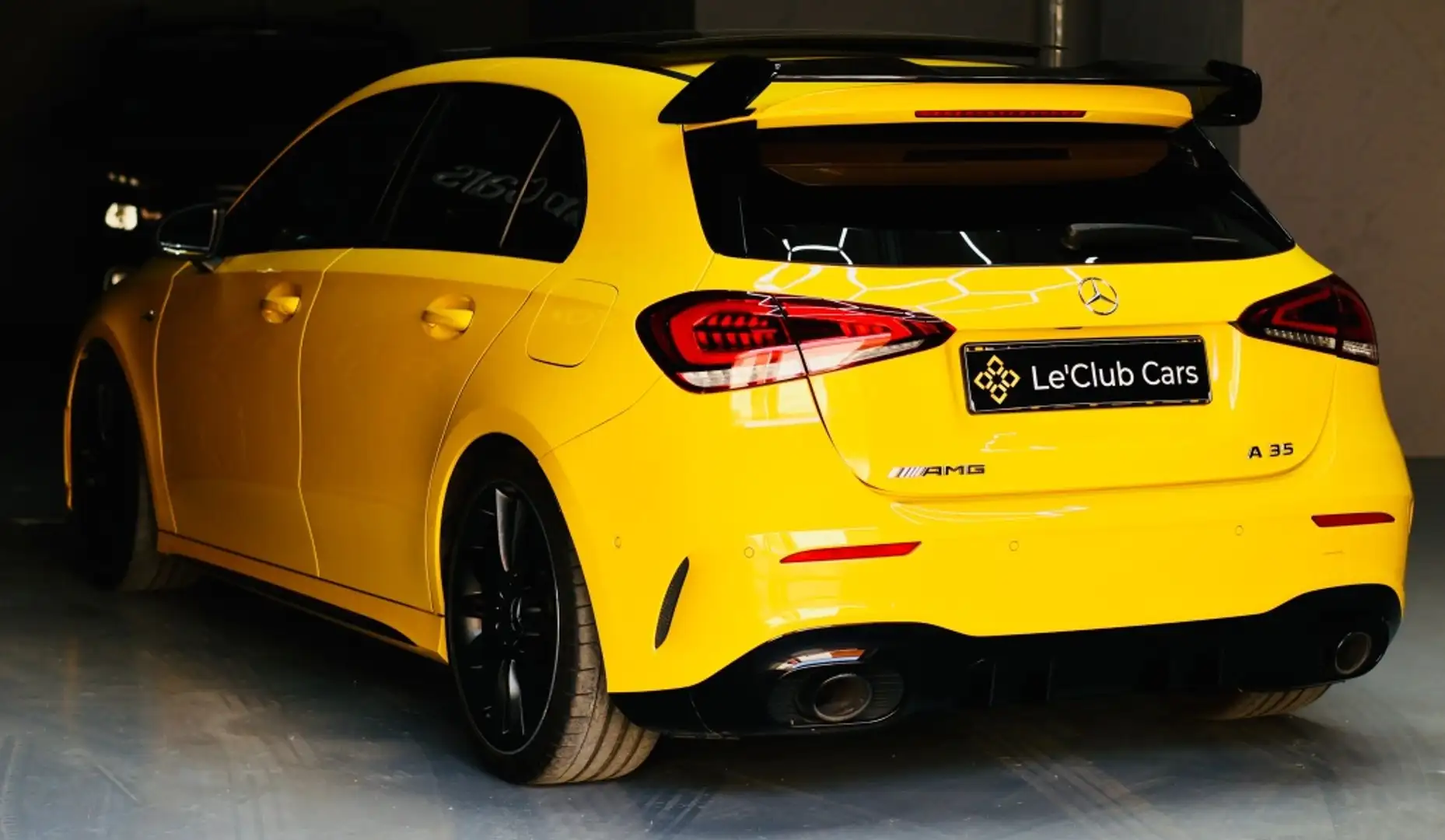 Mercedes-Benz A 35 AMG 4Matic+ 7G-DCT Gelb - 2