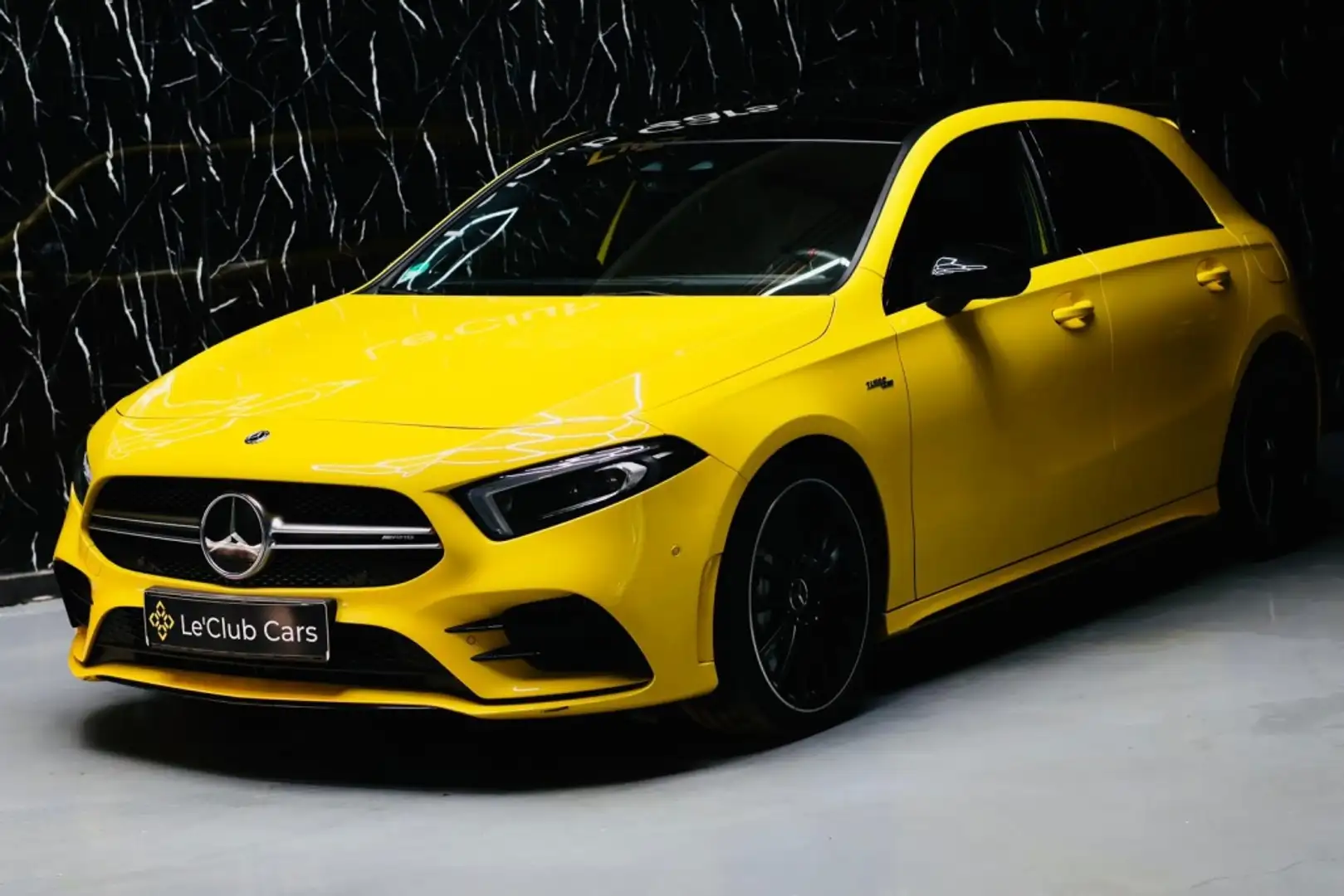 Mercedes-Benz A 35 AMG 4Matic+ 7G-DCT Gelb - 1