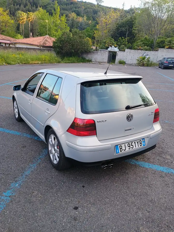 Volkswagen Golf 5p 2.8 V6 Highline 4motion, foto 3