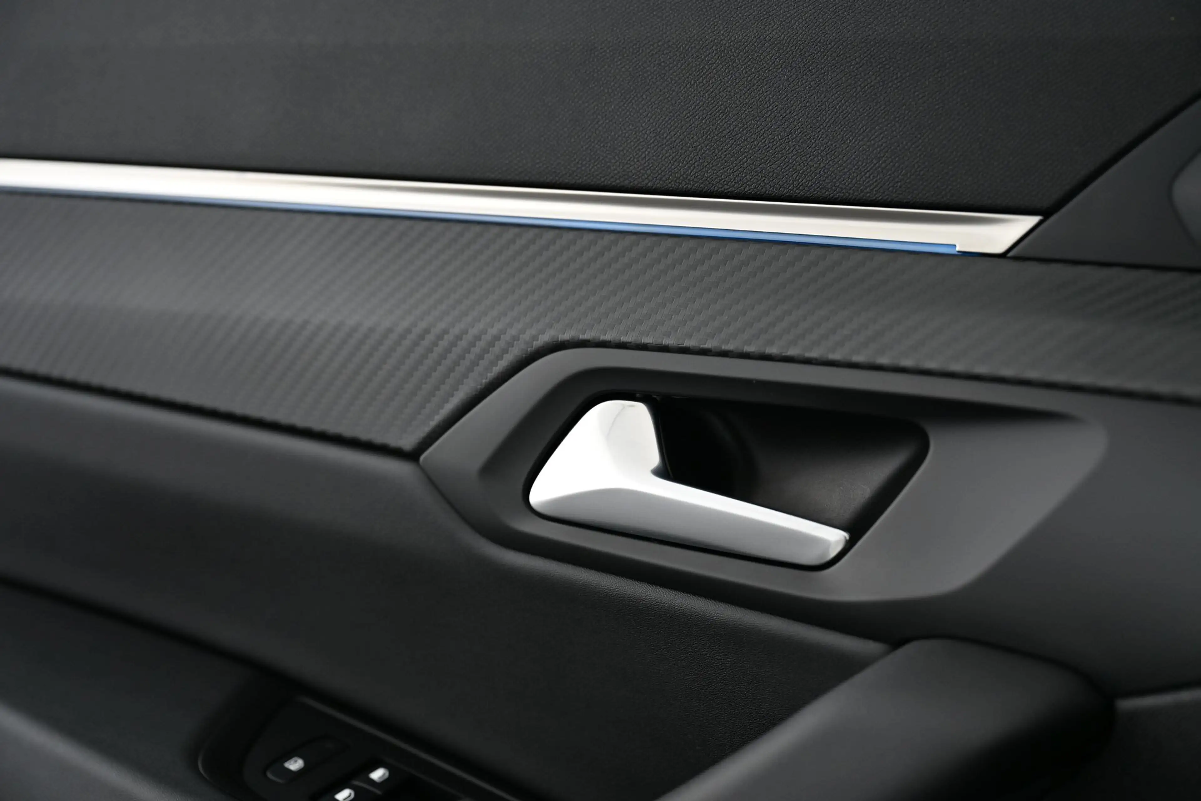 Peugeot 508 1.6 Hybrid 225 Allure Pack EAT8 HA Pickerl NEU — photo 31
