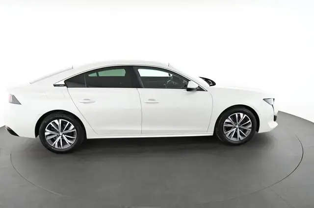 Peugeot 508 view 6