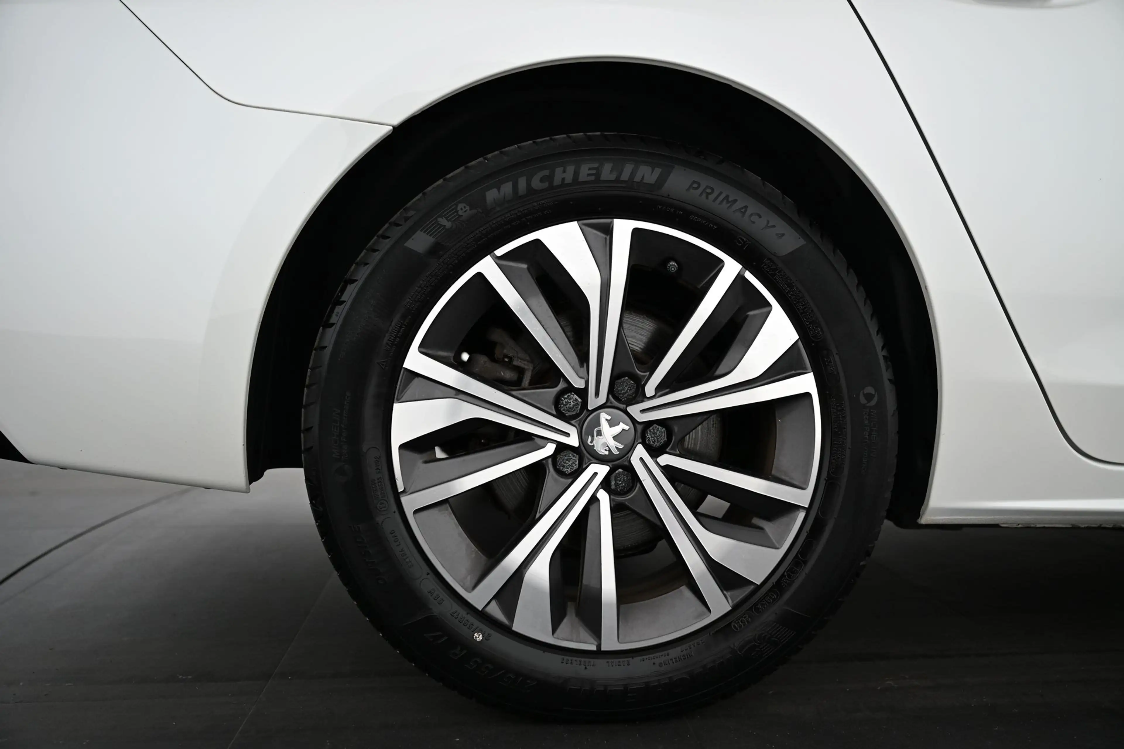 Peugeot 508 1.6 Hybrid 225 Allure Pack EAT8 HA Pickerl NEU — photo 15