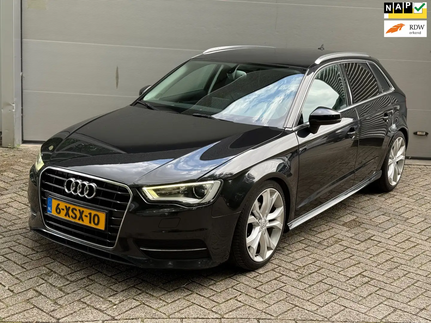 Audi A3 Sportback 1.6 TDI Ambition Pro Line S l Automaat l Czarny - 1