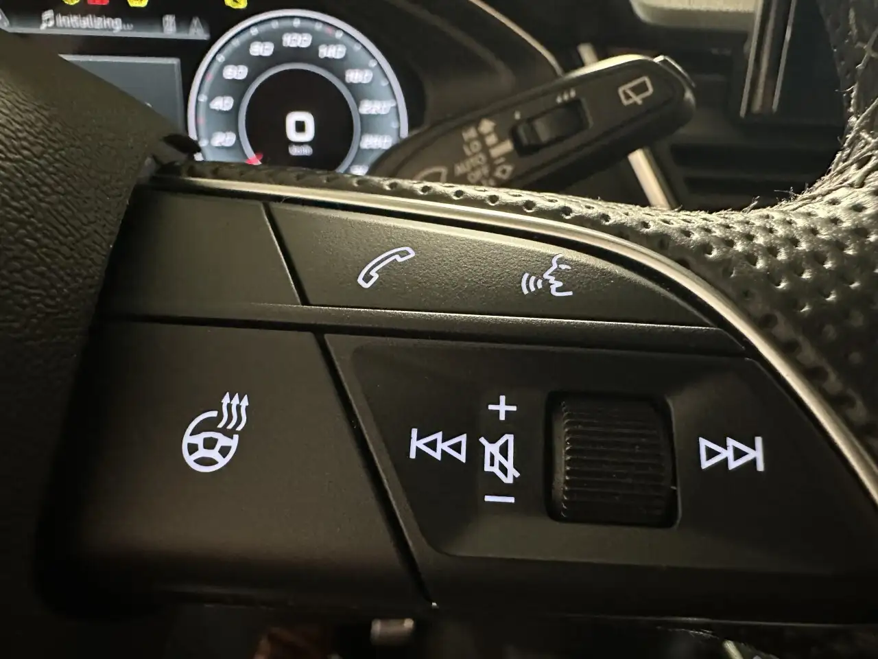 Audi SQ5 снимка Audi SQ5