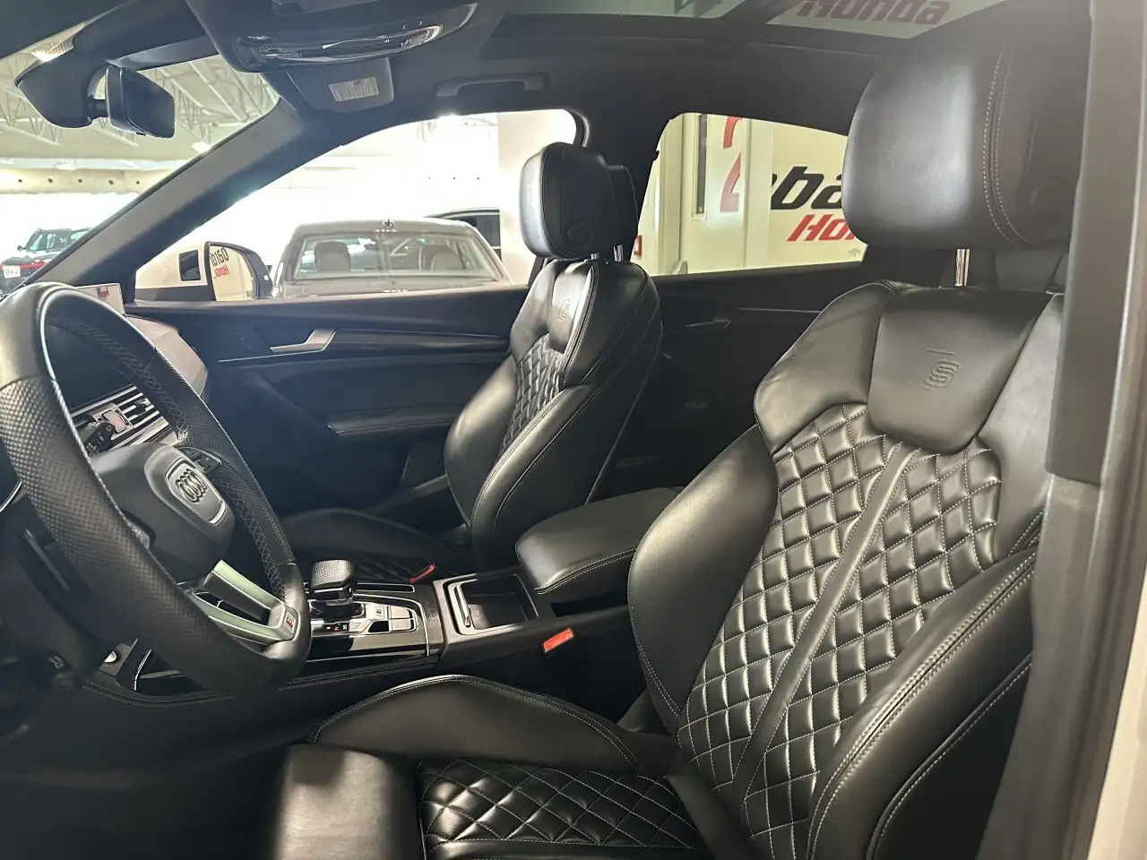 Audi SQ5 снимка Audi SQ5