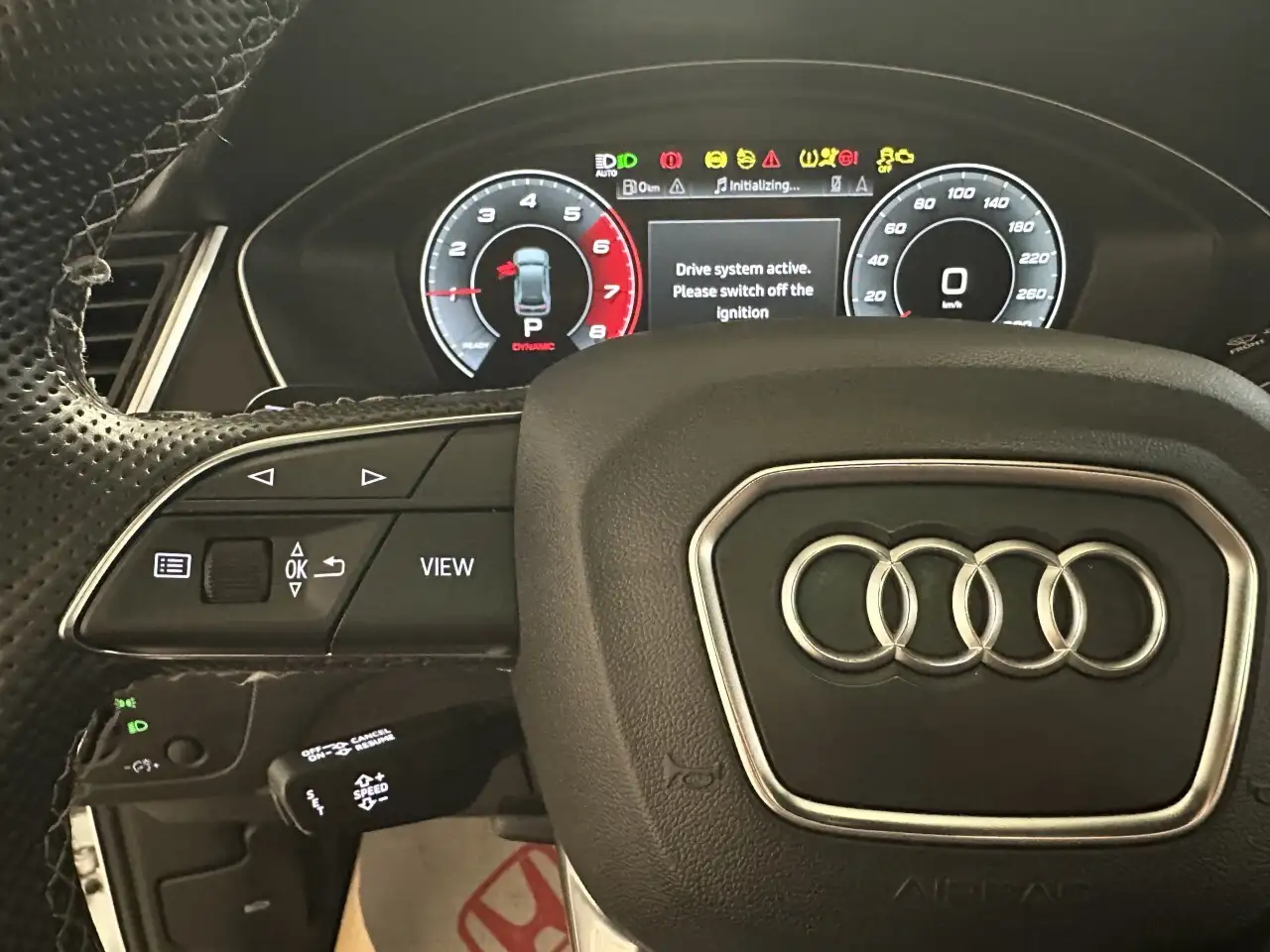 Audi SQ5 снимка Audi SQ5