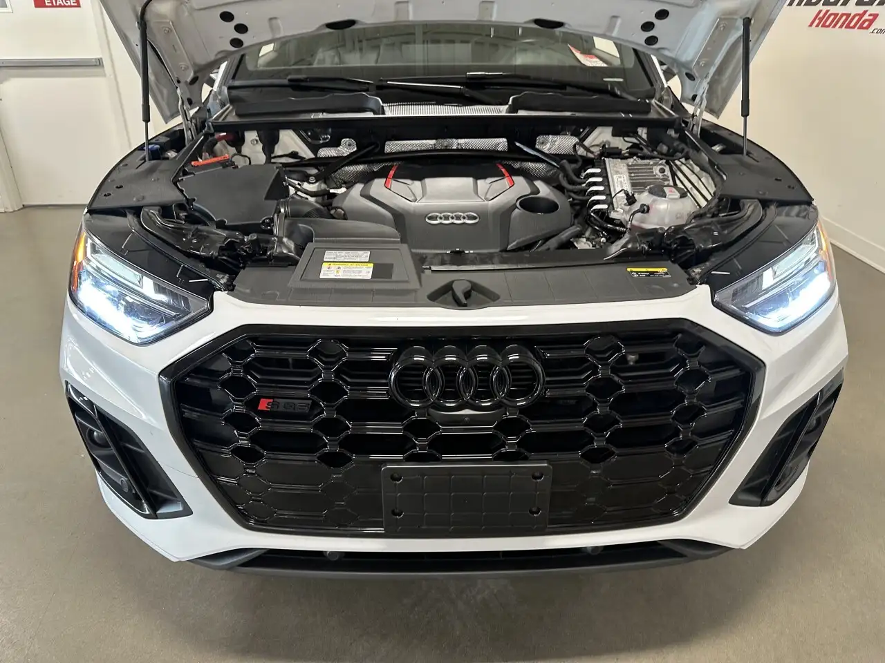Audi SQ5 снимка Audi SQ5