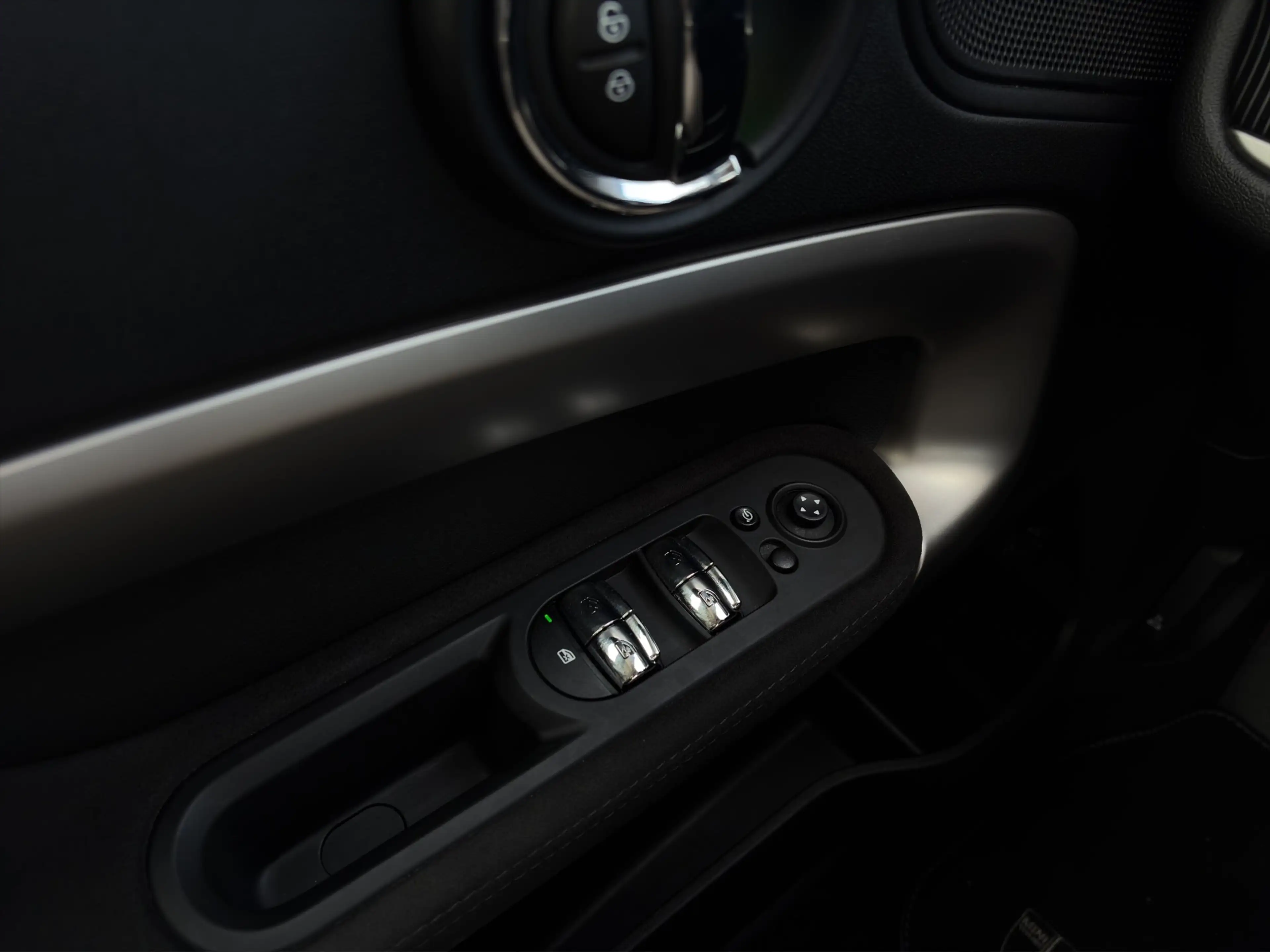 MINI Cooper D Countryman — photo 12