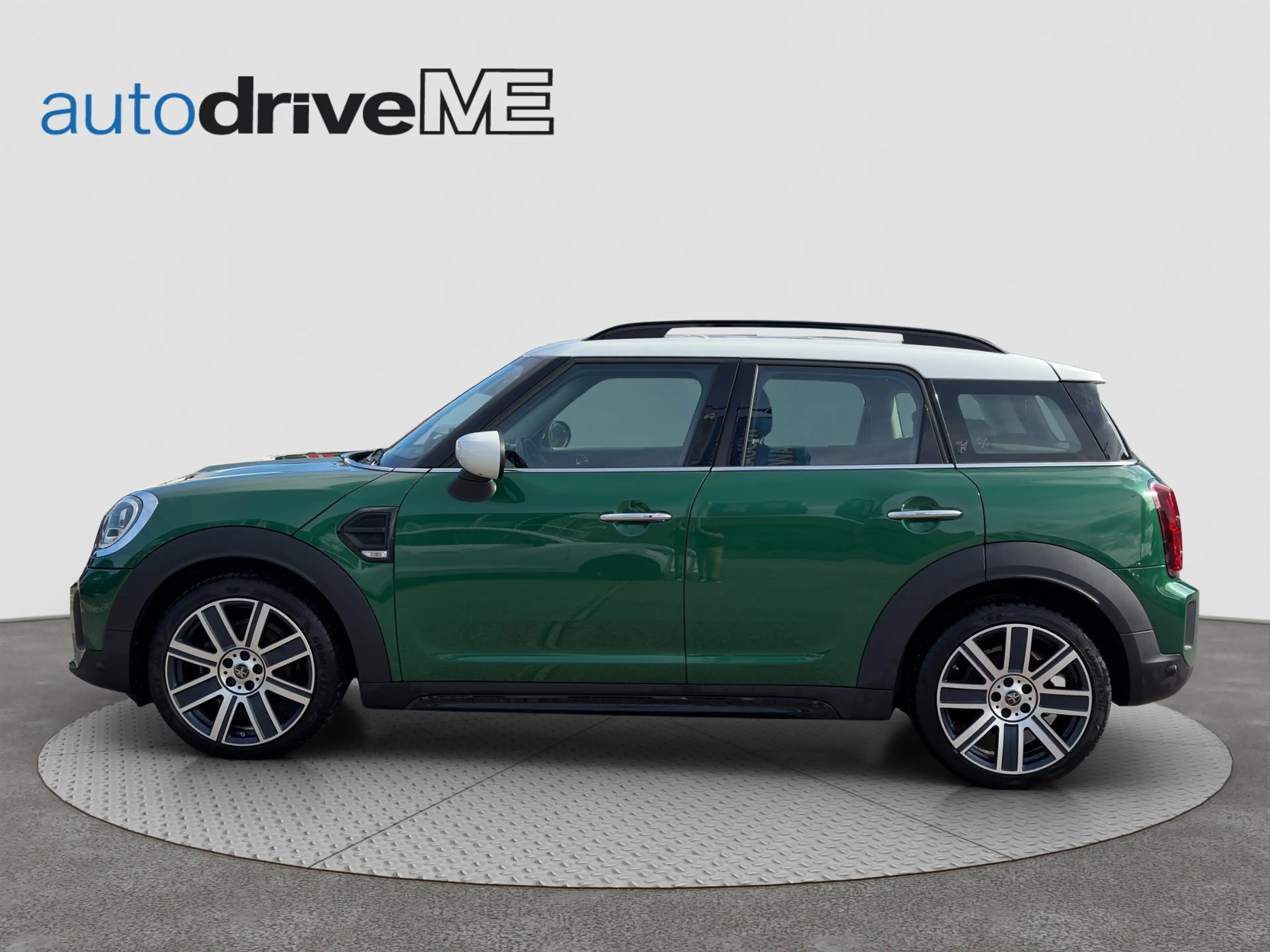 MINI Cooper D Countryman — photo 3