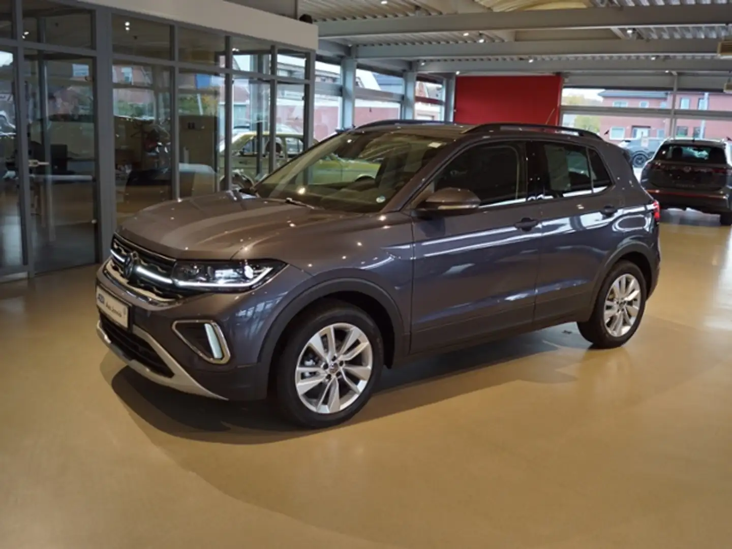 Volkswagen T-Cross 1.5 TSI DSG Life *Kamera*R2D*EPH*SIH*AppConn*LED- Grijs - 2