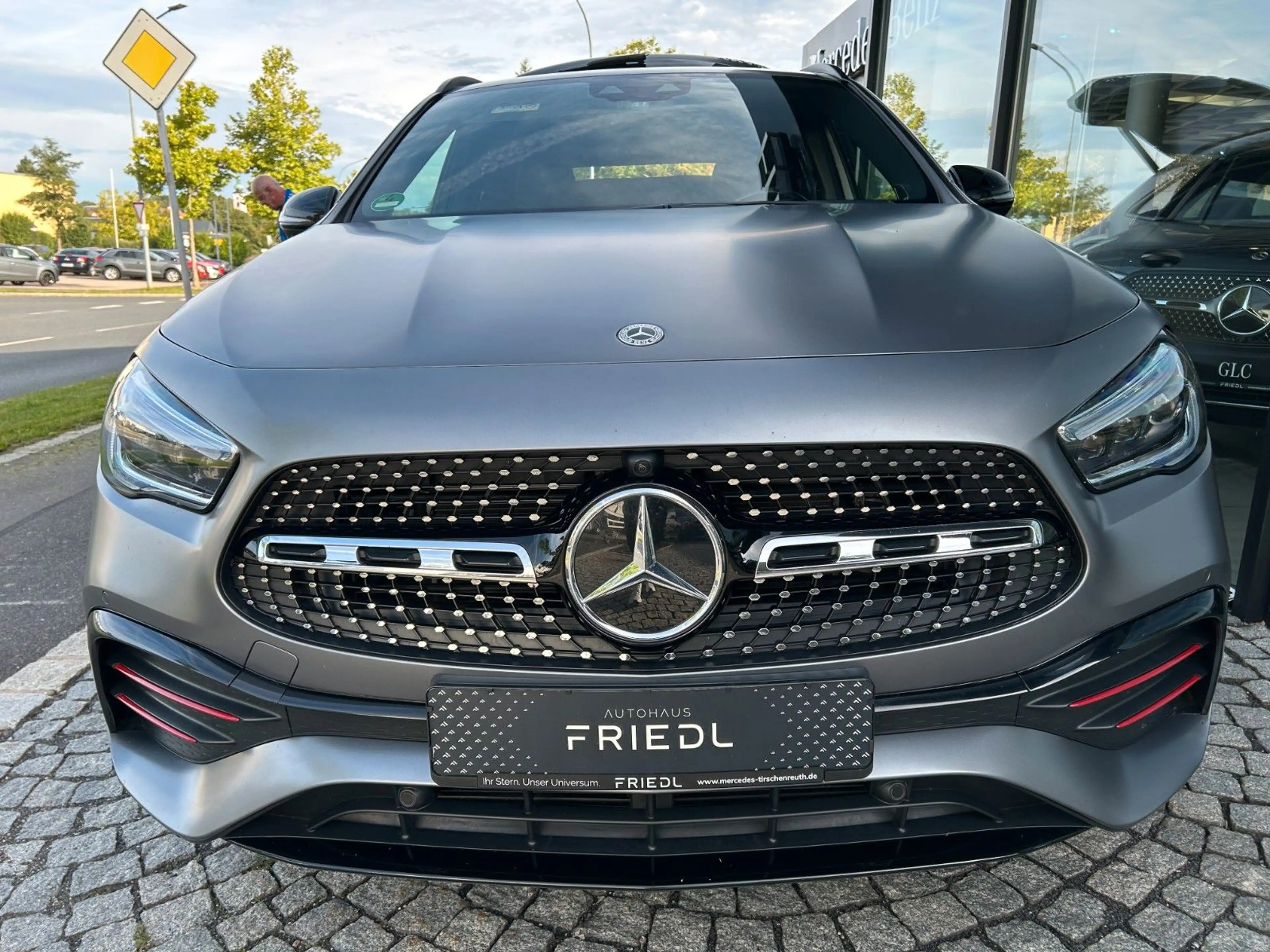 Mercedes-Benz GLA 250 e AMG, MULTIBEAM, NIGHT, 360, AHK — photo 6