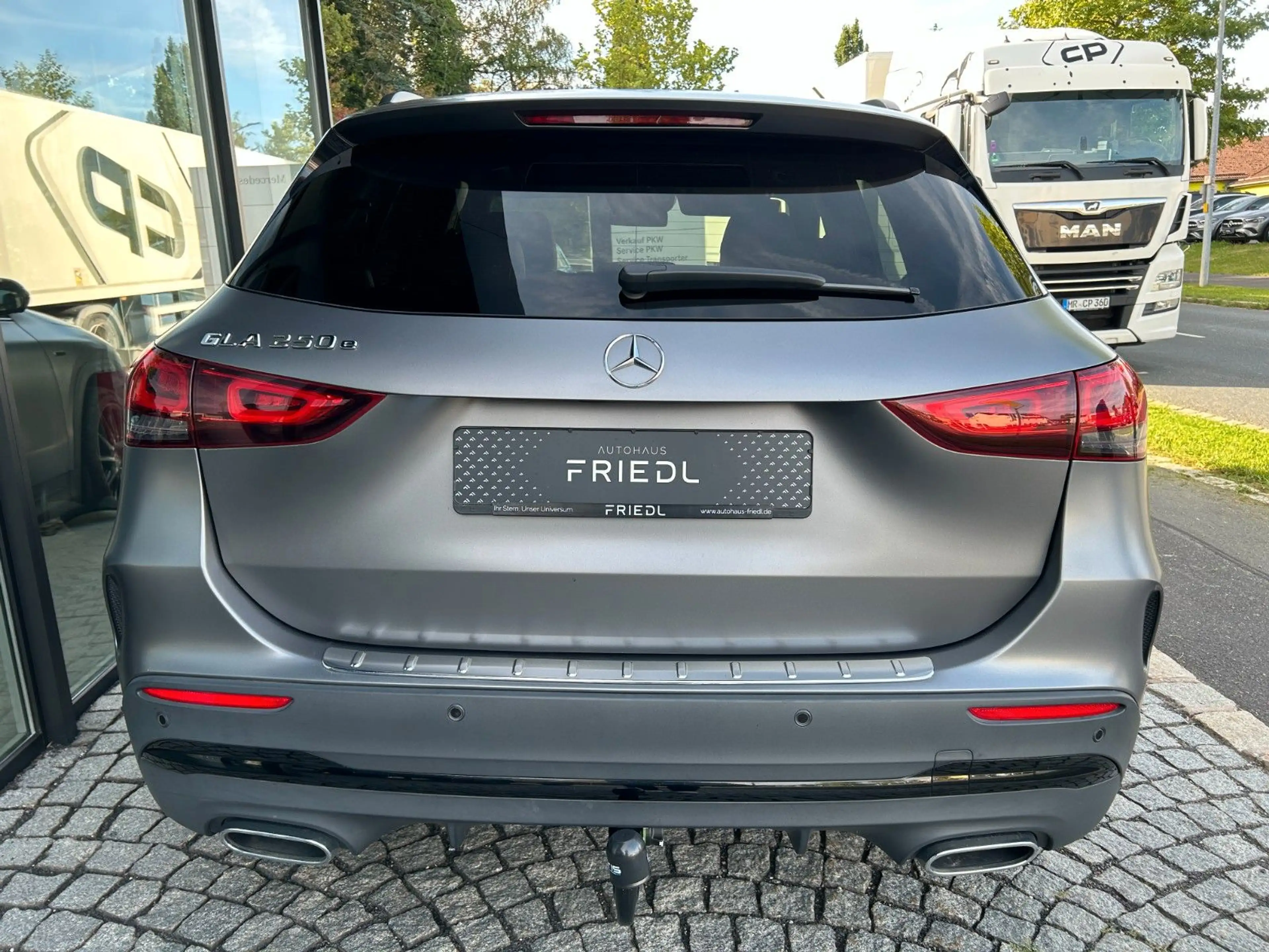 Mercedes-Benz GLA 250 e AMG, MULTIBEAM, NIGHT, 360, AHK — photo 7