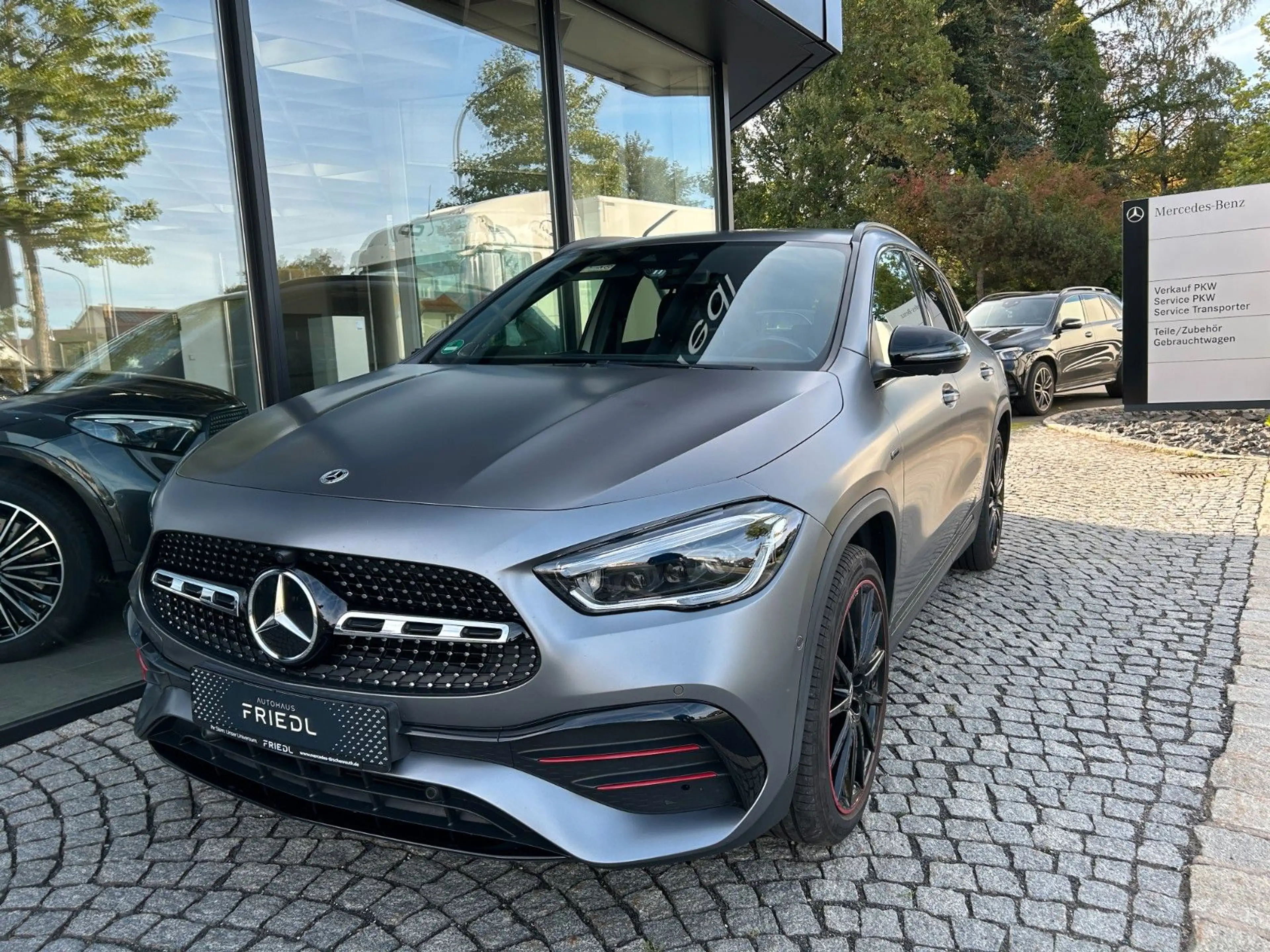 Mercedes-Benz GLA 250 e AMG, MULTIBEAM, NIGHT, 360, AHK — photo 3