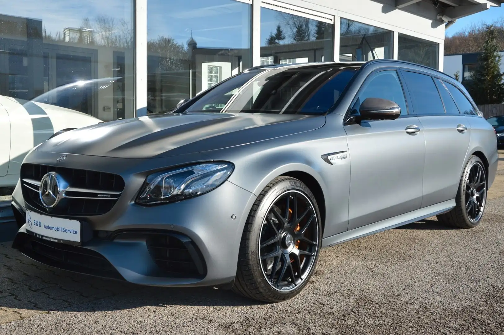 Mercedes-Benz E 63 AMG AMG E 63 S 4M+ T*POSAIDON830**KERAMIK*3xCARBON* Grau - 1