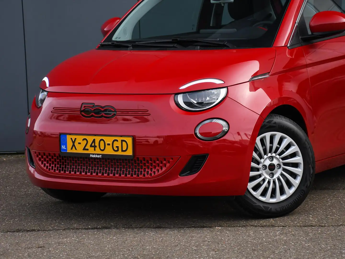 Fiat 500e Red 24kWh 70pk Automaat 15''LM | NAVI | DAB | CLIM Rood - 2