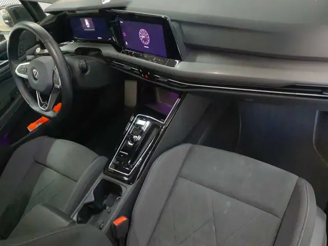 Volkswagen Golf view 9