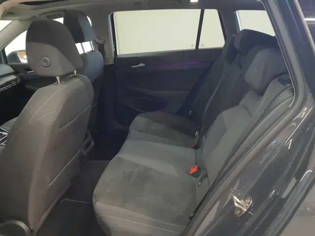 Volkswagen Golf view 13