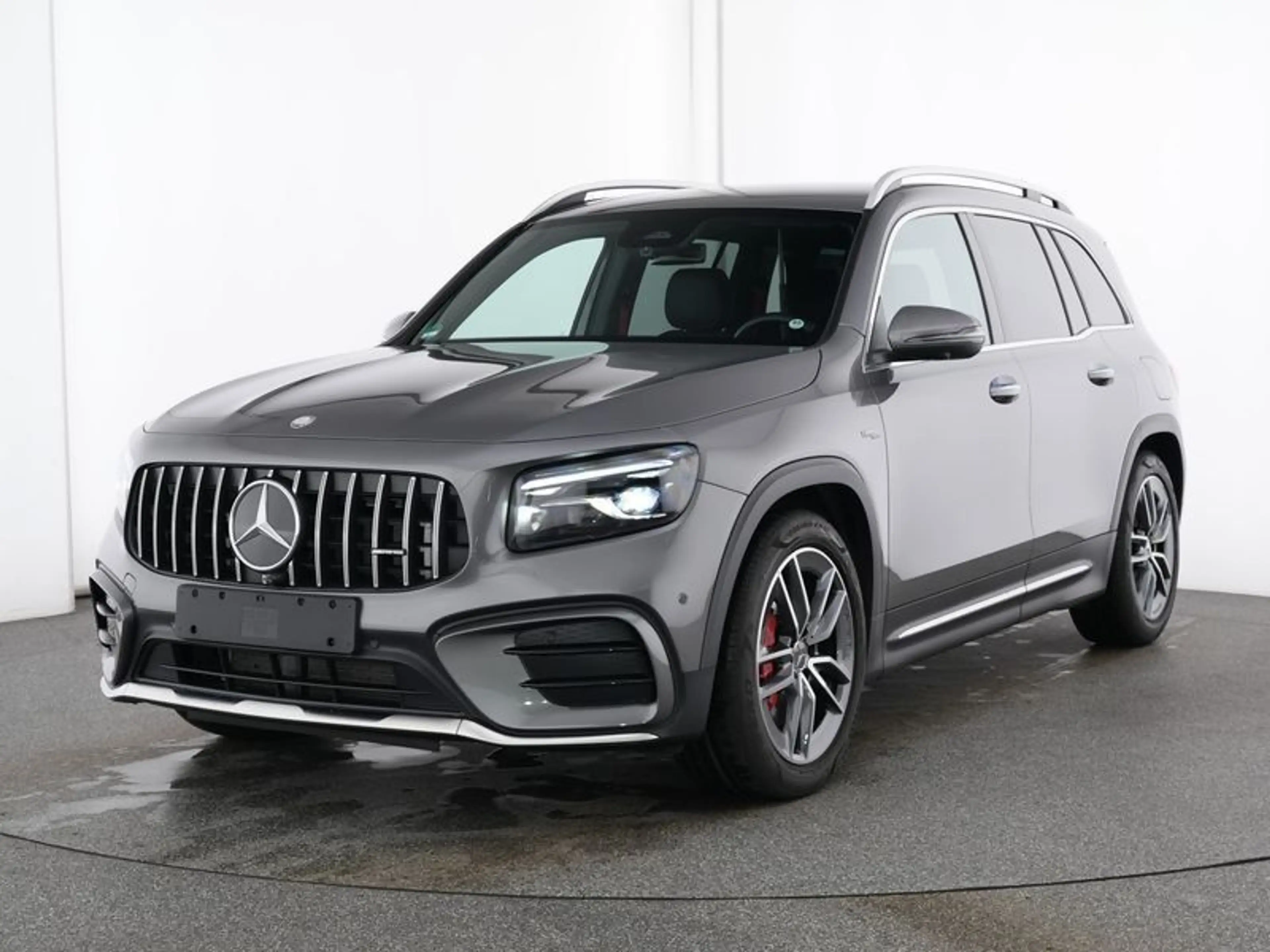 Mercedes-Benz GLB 35 AMG 4M DISTR+MBEAM+360°+AHK+TOTW+KEYLESS+