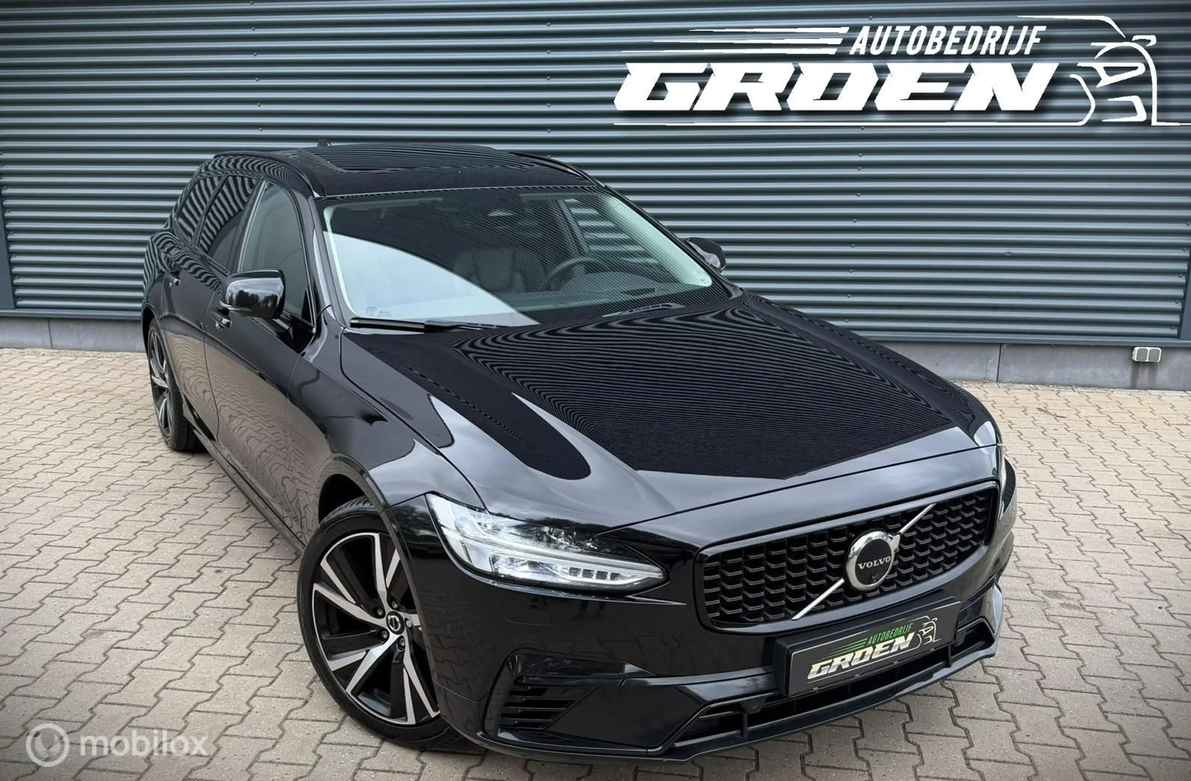 Volvo V90 2.0 T8 Plug-in hybrid AWD Ultimate Dark PANO|ACC| — photo 3
