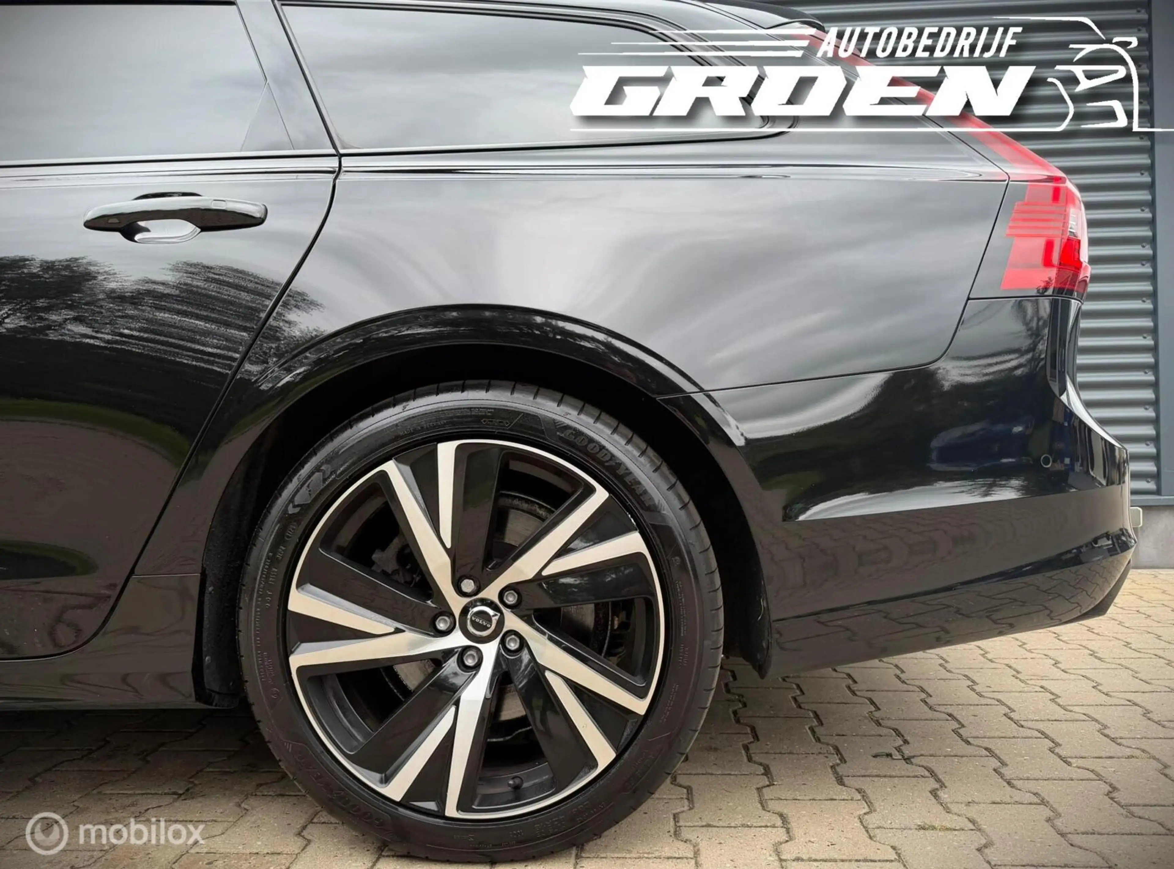 Volvo V90 2.0 T8 Plug-in hybrid AWD Ultimate Dark PANO|ACC| — photo 12
