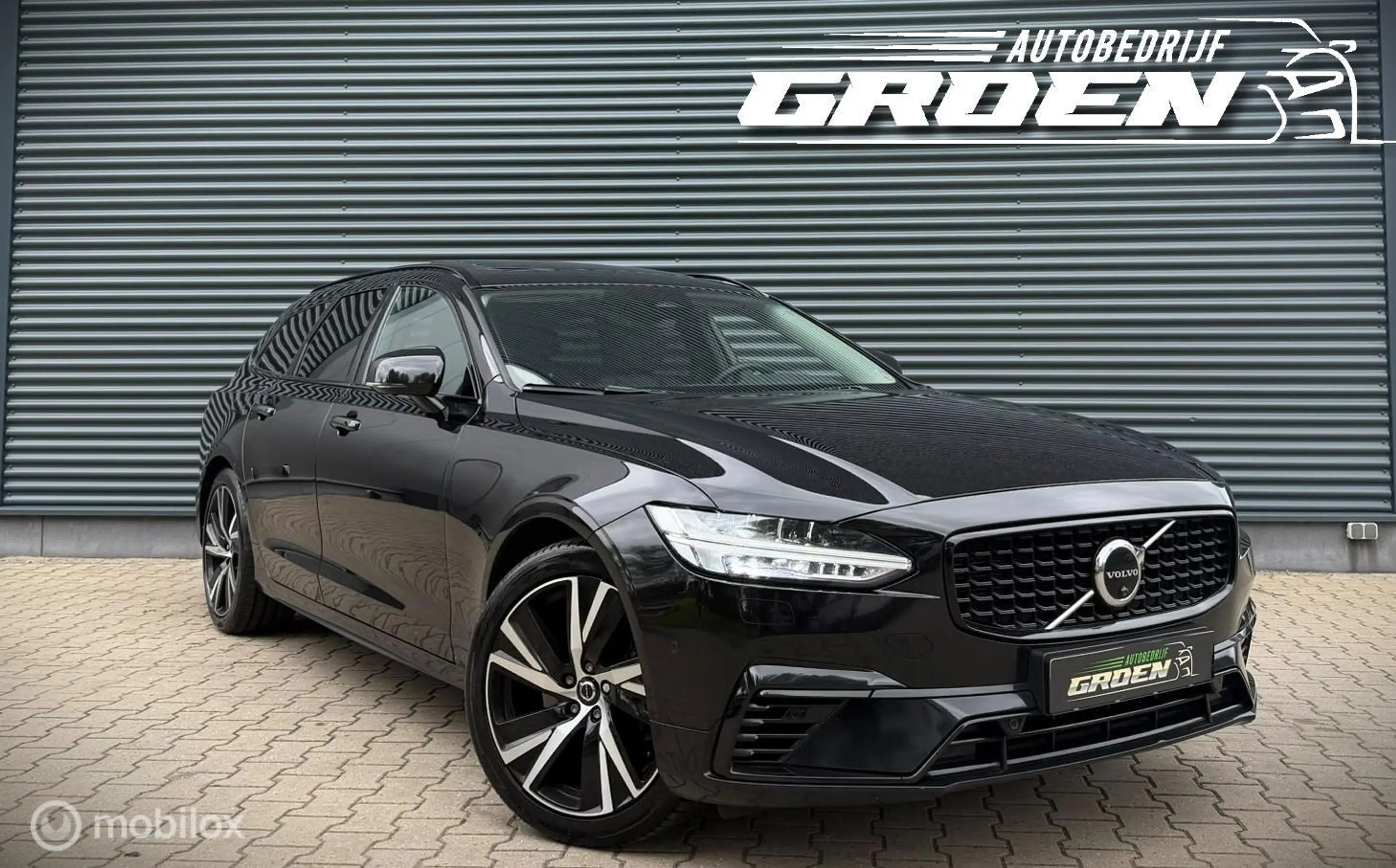 Volvo V90 2.0 T8 Plug-in hybrid AWD Ultimate Dark PANO|ACC| — photo 2