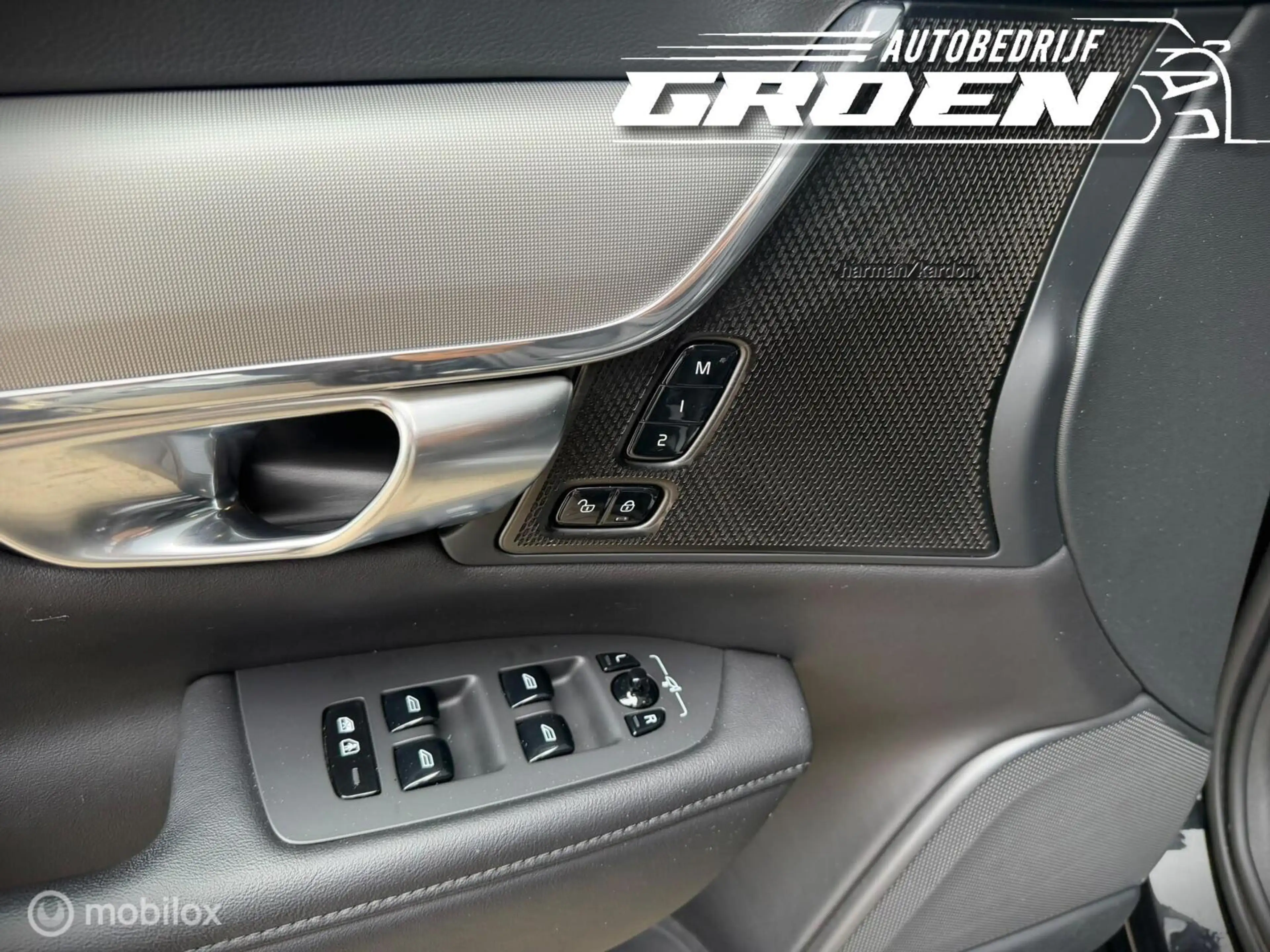 Volvo V90 2.0 T8 Plug-in hybrid AWD Ultimate Dark PANO|ACC| — photo 31