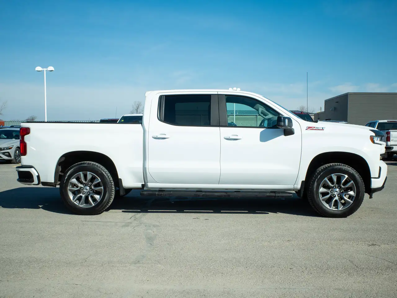 Chevrolet Silverado 1500 снимка Chevrolet Silverado 1500