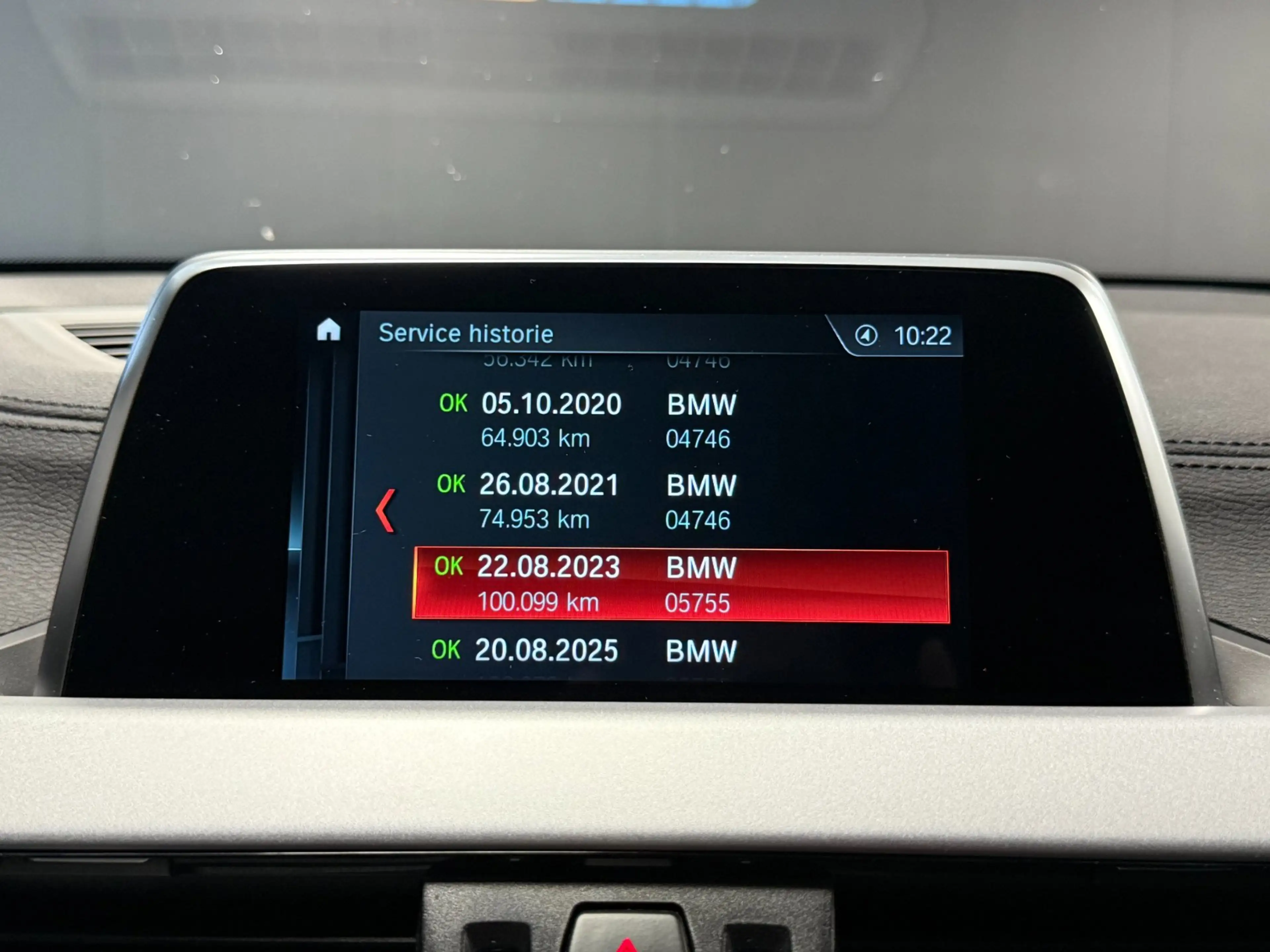BMW X2 SDrive18i Executive|CAMERA|BLUETOOTH|STOELV|PDC|18 — photo 43