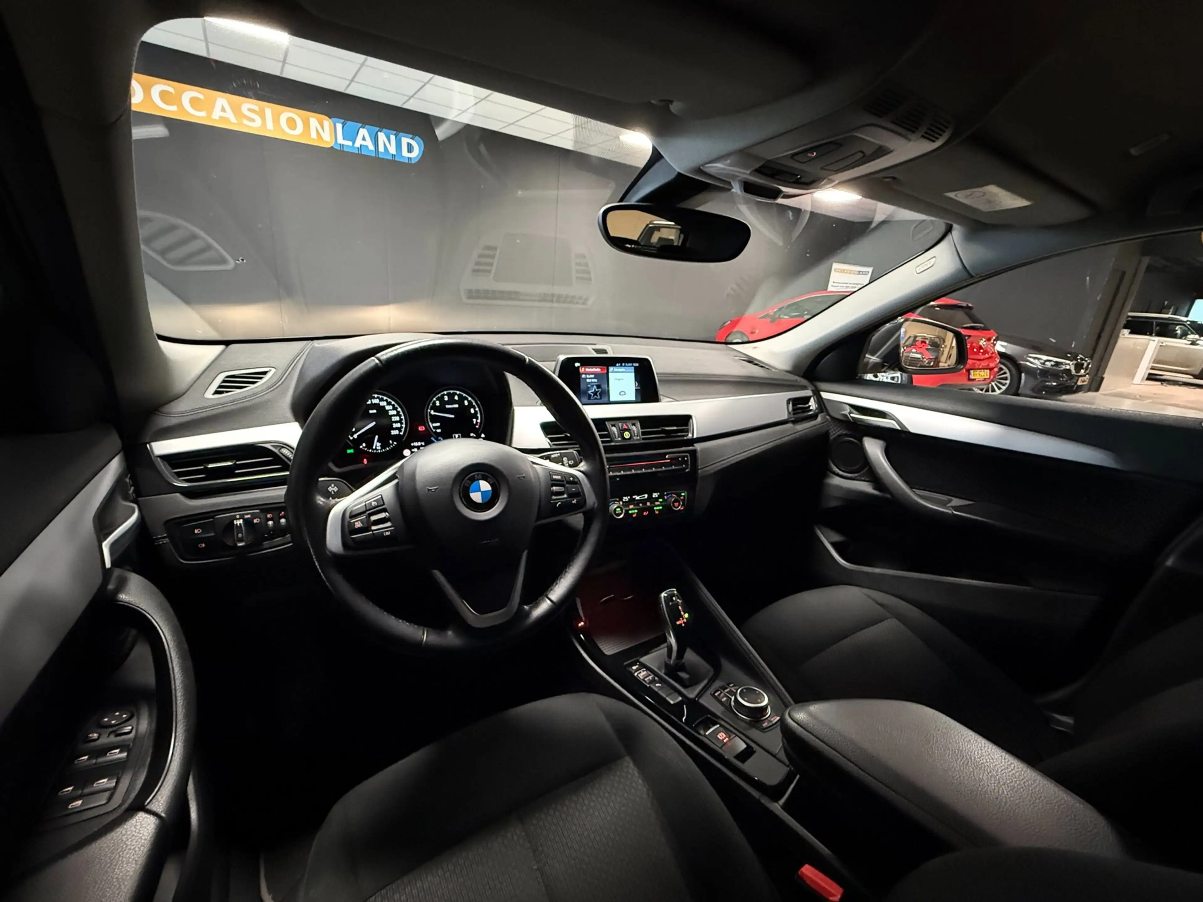 BMW X2 SDrive18i Executive|CAMERA|BLUETOOTH|STOELV|PDC|18 — photo 10