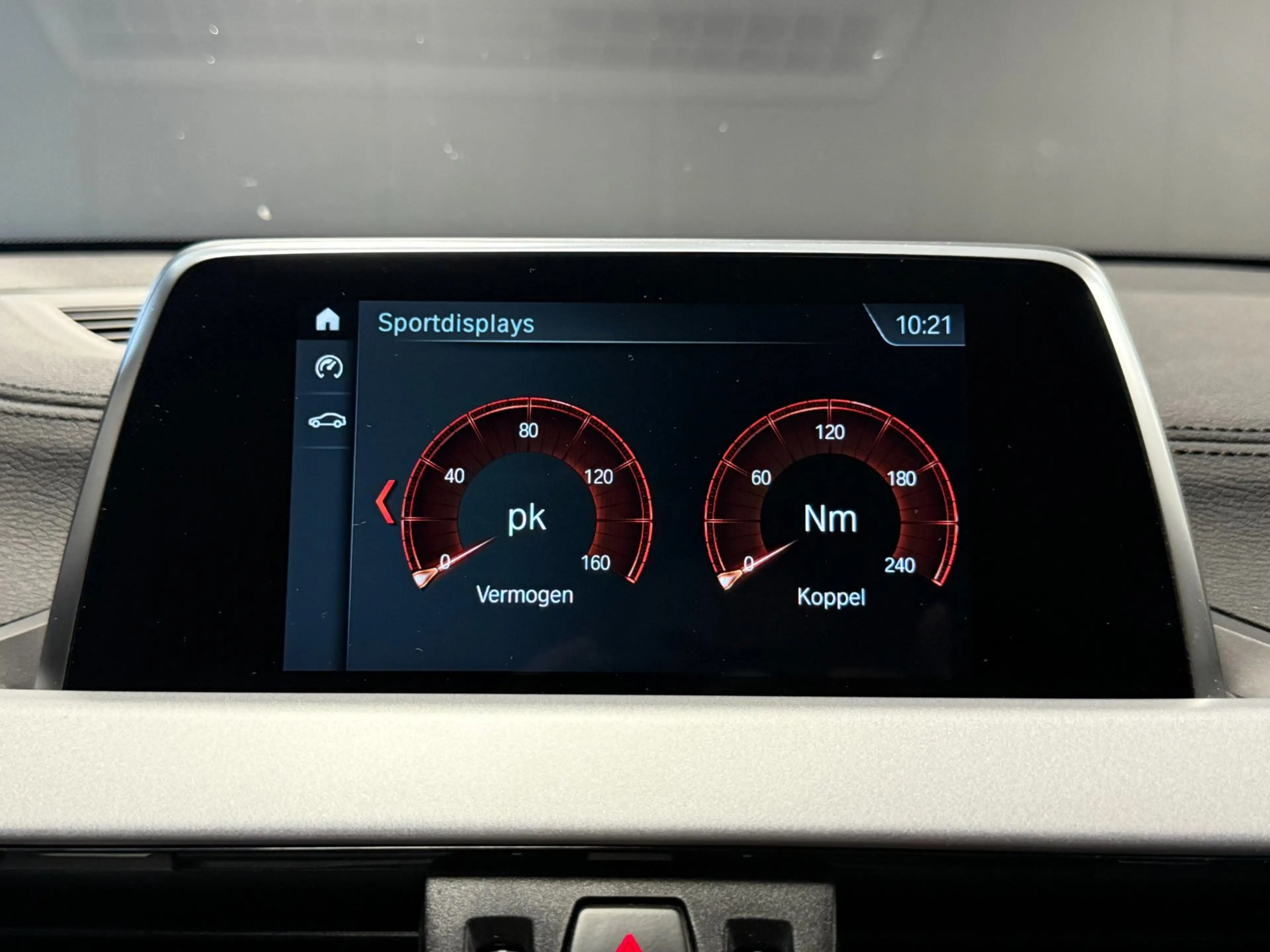 BMW X2 SDrive18i Executive|CAMERA|BLUETOOTH|STOELV|PDC|18 — photo 37
