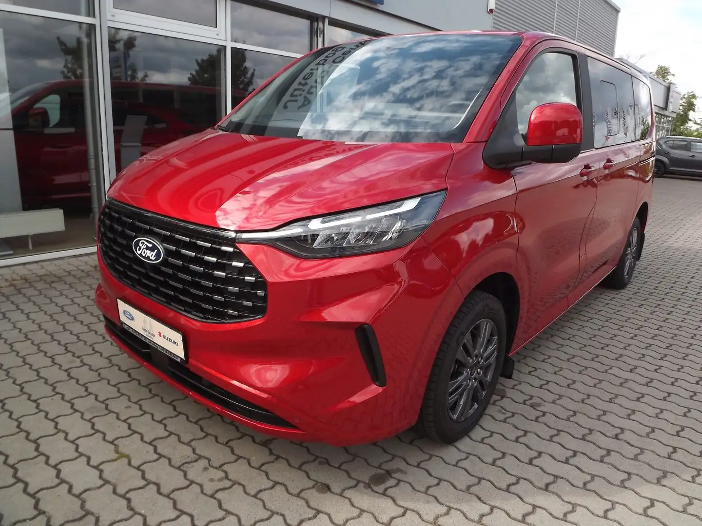 Ford Tourneo Custom Bus L1 Titanium*4 Jahre Garantie* Rot - 2