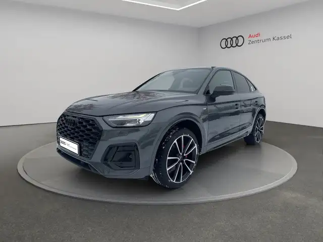 Audi Q5 view 2