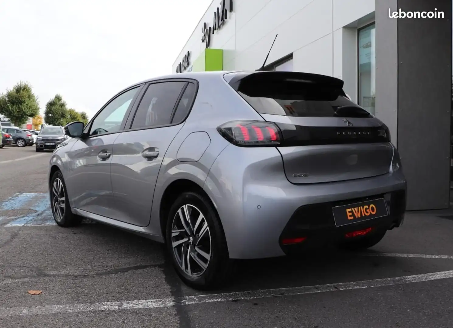 Peugeot 208 1.2 100ch ALLURE CARPLAY Gris - 2