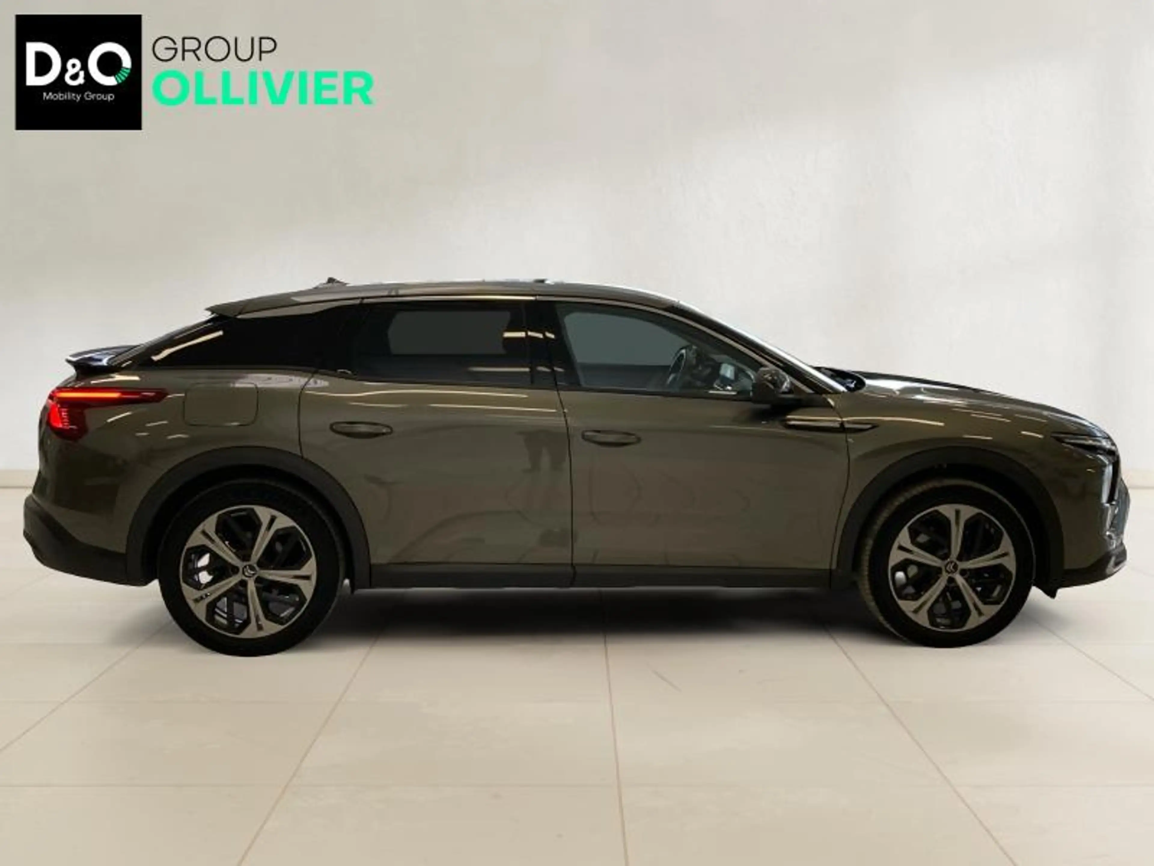 Citroen C5 X *** FEEL PHEV *** — photo 8
