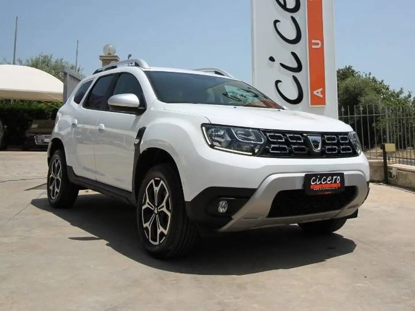 Dacia Duster 1.5 blue dci Prestige 116CV | 2020 Bianco - 1