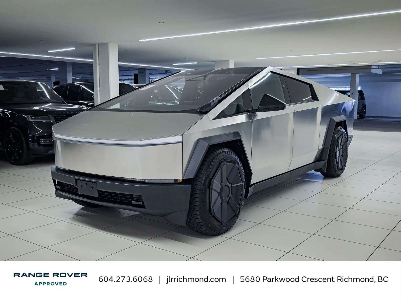 2025 Tesla Cybertruck AWD | Moonroof | Navigation | Bluetooth | Heated S