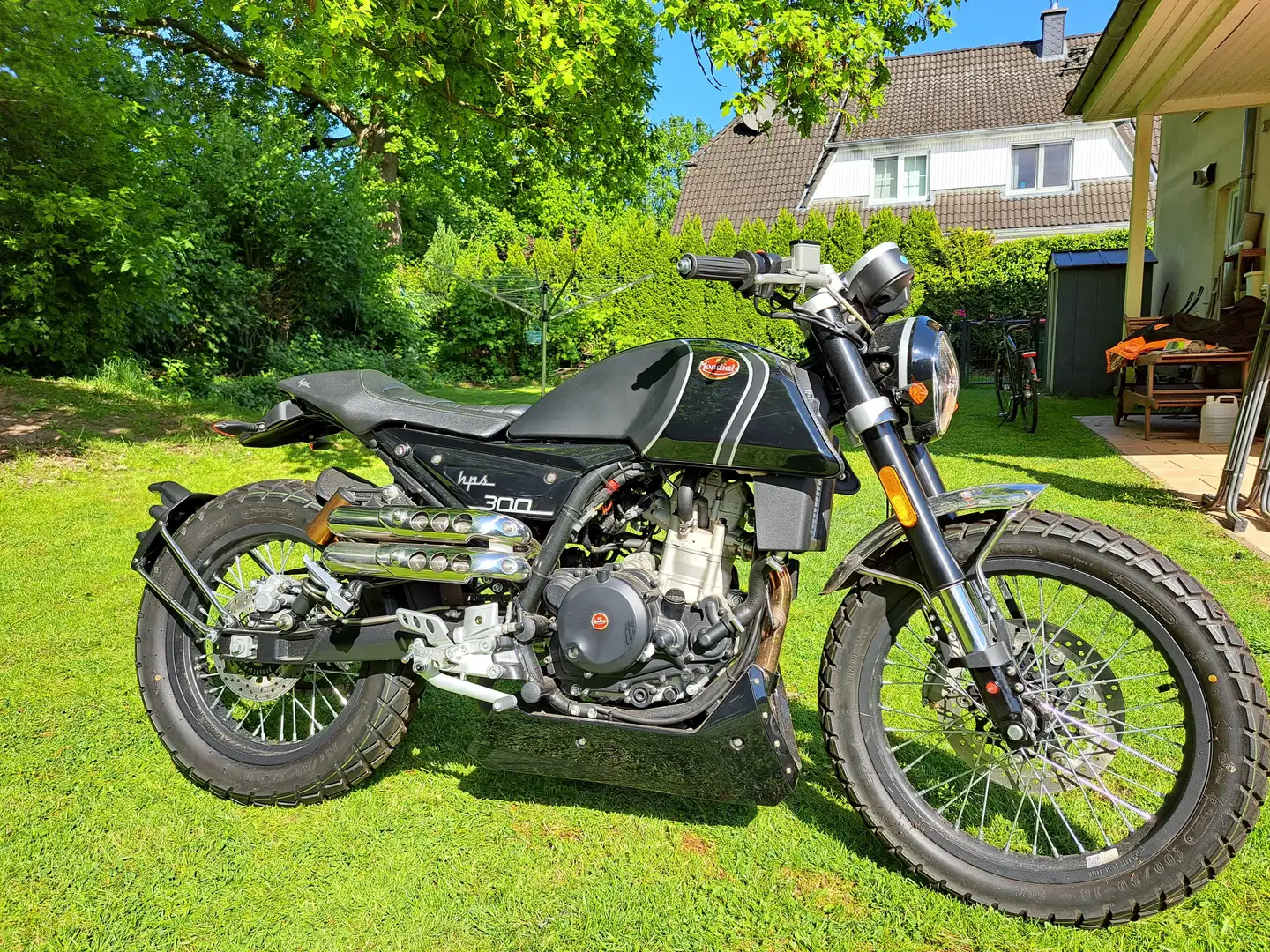 Mondial HPS 300i Noir - 1