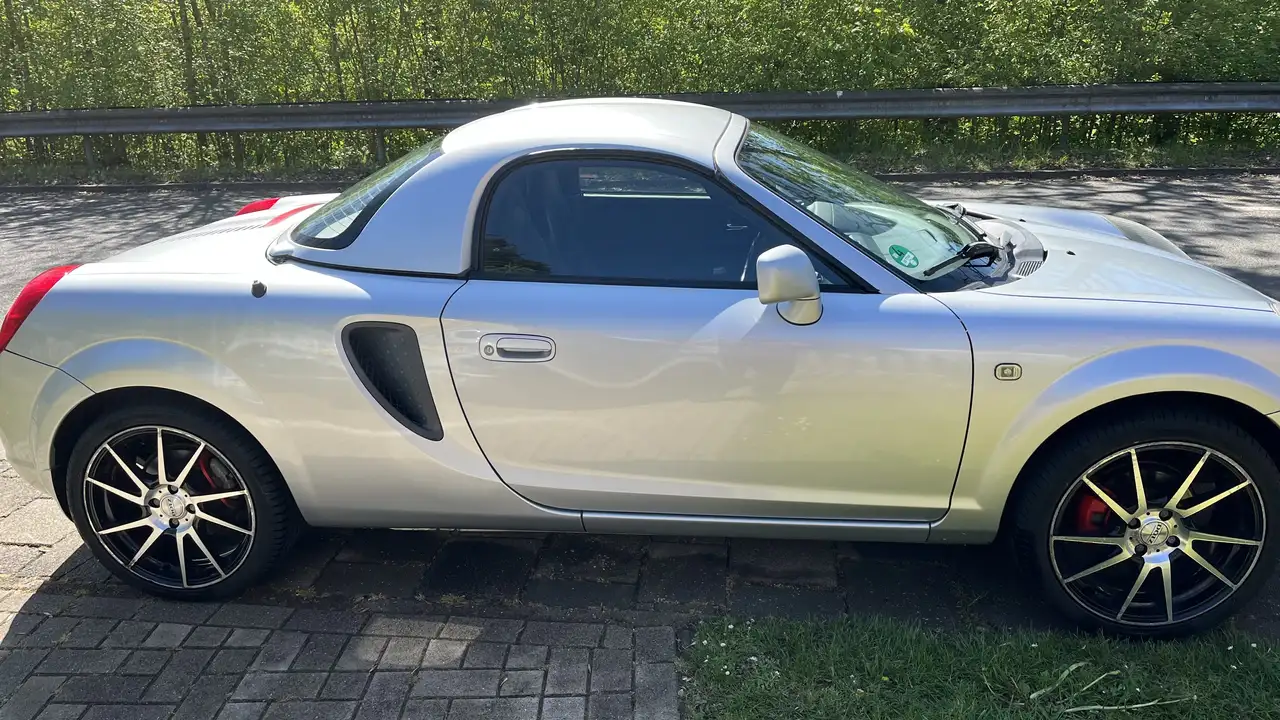 Toyota MR 2 1.8-16v VVT-i, foto 2