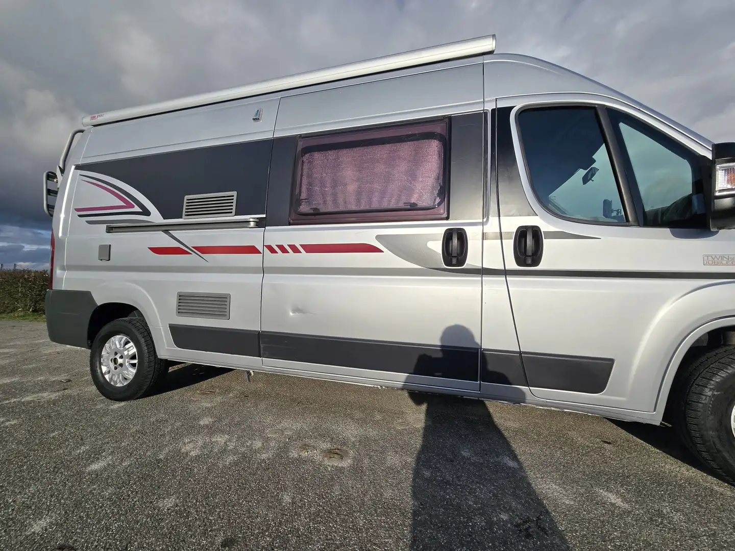 Caravans-Wohnm Adria Adria Sun Living Twin Jubilee Fiat Ducato Silber - 1