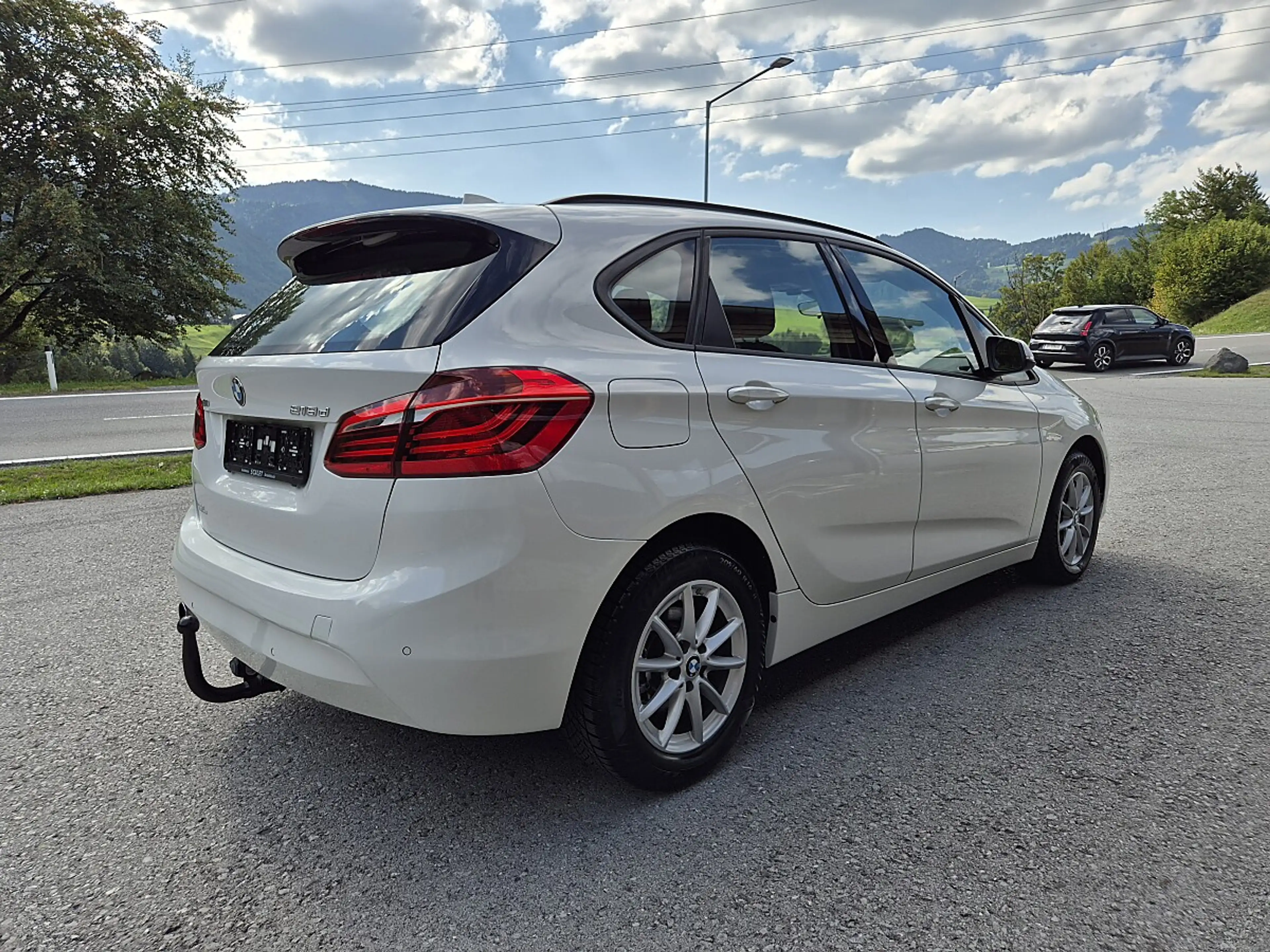 BMW 218 d Active Tourer Aut. — photo 5