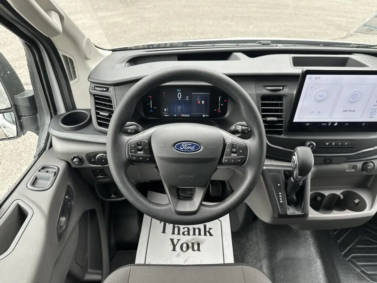 Ford Transit Cargo Van снимка Ford Transit Cargo Van
