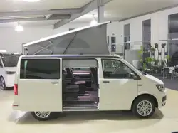 Volkswagen T6 California TDI2.0 SCR DSG7 Beach 7Si AHK Navi