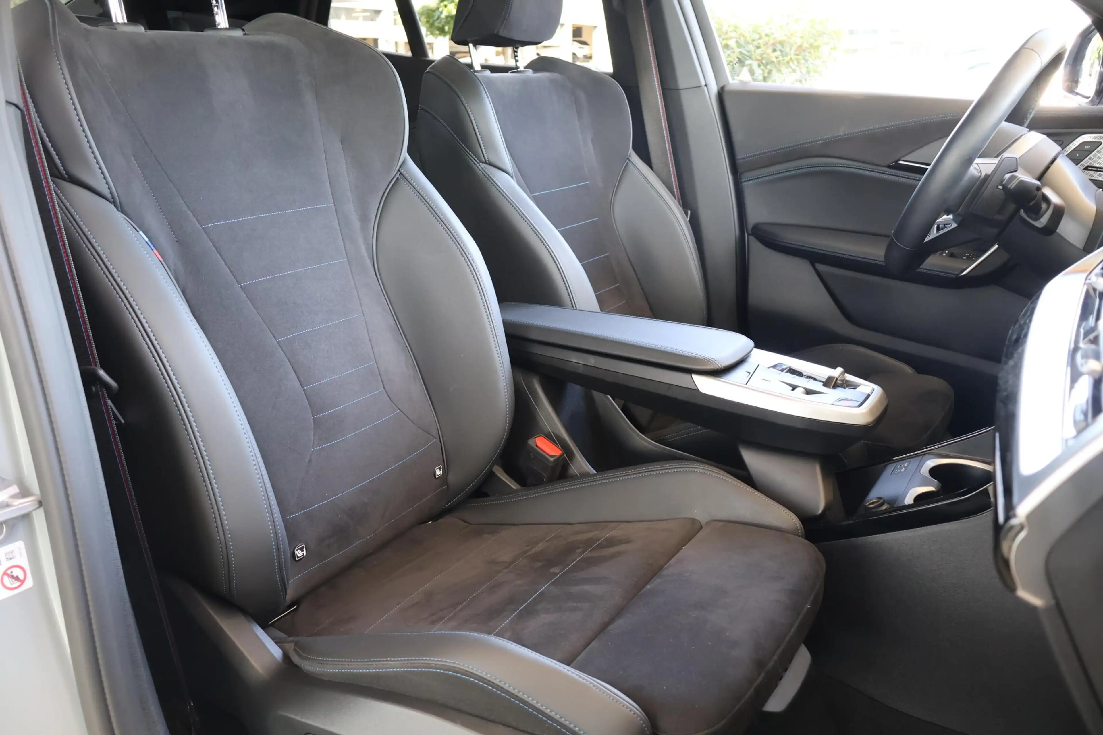 BMW X2 sDrive20i | M Sport Pro | Glazen Panoramadak | Tre — photo 8