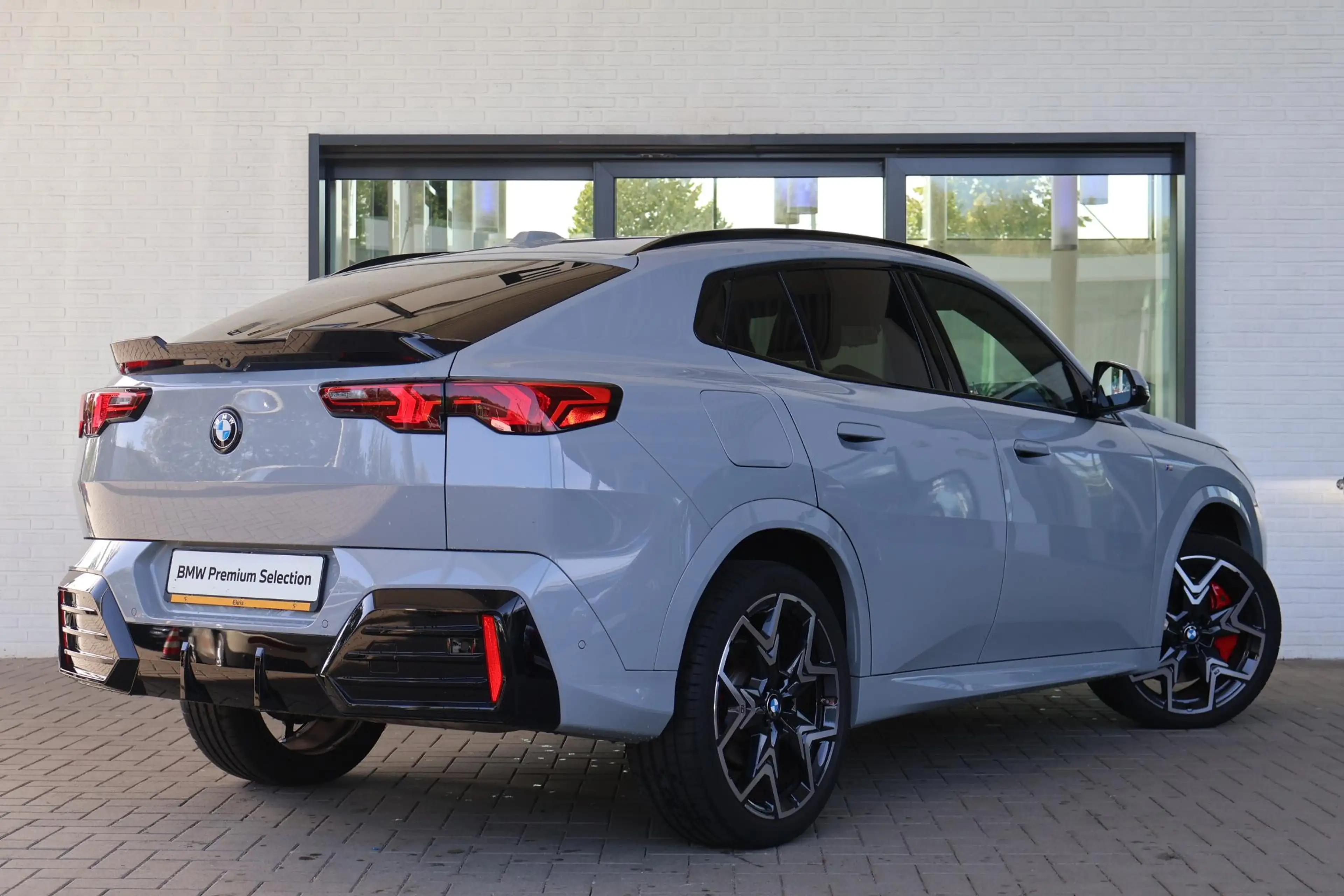 BMW X2 sDrive20i | M Sport Pro | Glazen Panoramadak | Tre — photo 2