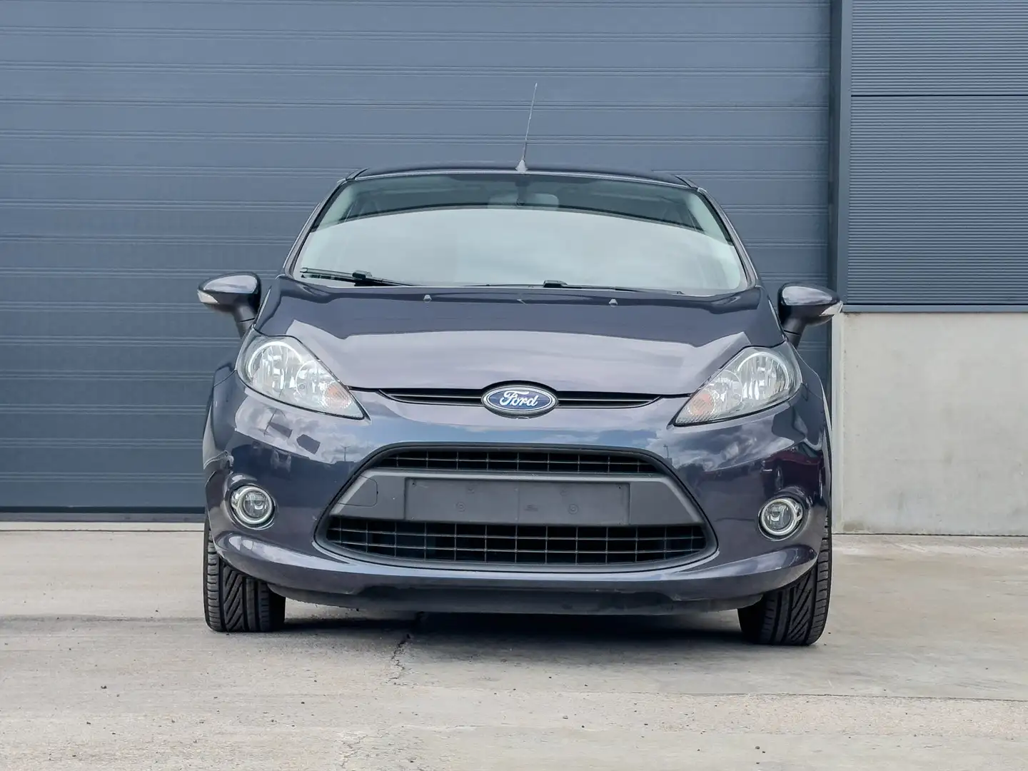 Ford Fiesta 1.2 BENZINE / AIRCO / BLEUTHOOT / GARANTIE Grey - 2