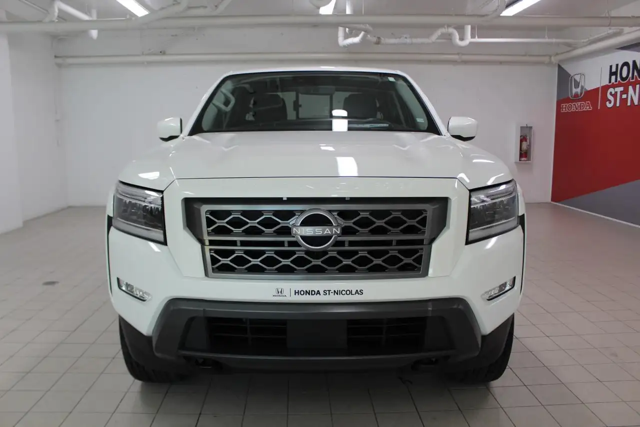 Nissan Frontier снимка Nissan Frontier