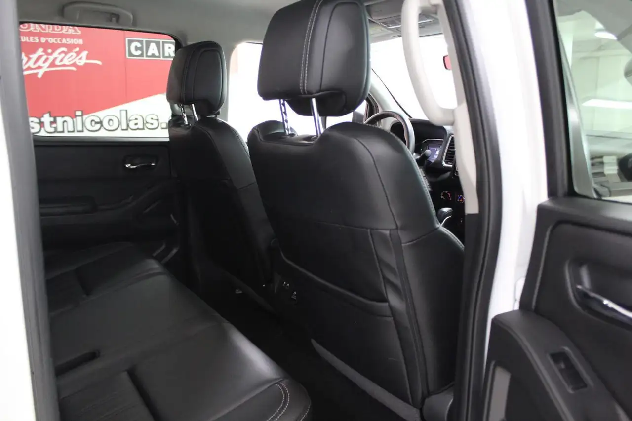 Nissan Frontier снимка Nissan Frontier