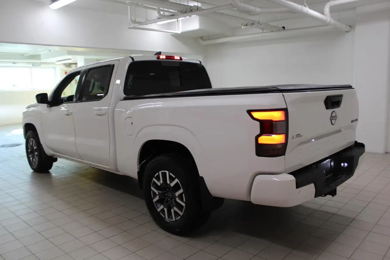 Nissan Frontier снимка Nissan Frontier