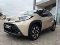 Toyota Aygo X Team D AYGO 1,0 Play Apple CarPlay Android Auto Al Beige - thumbnail 2